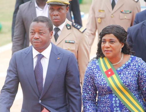 Loi Portant R Vision De La Constitution Togolaise Faure Gnassingb