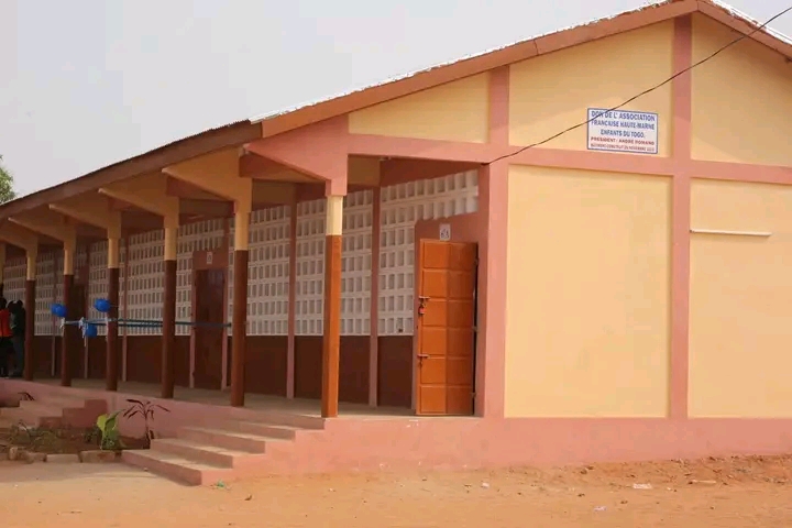Togo: Le CEG Aflao-Wougomé dans le Golfe 7 doté d’un bâtiment scolaire équipé 