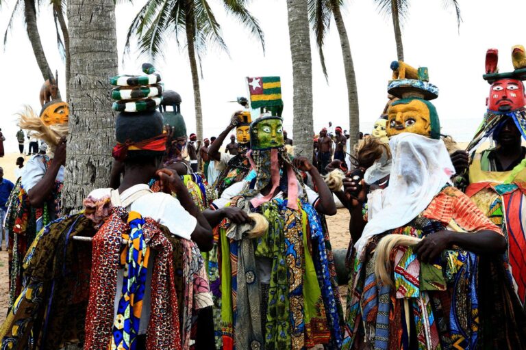 Le festival des divinités noires se tient du 12 au 14 janvier 2024 à Aného et Glidji
