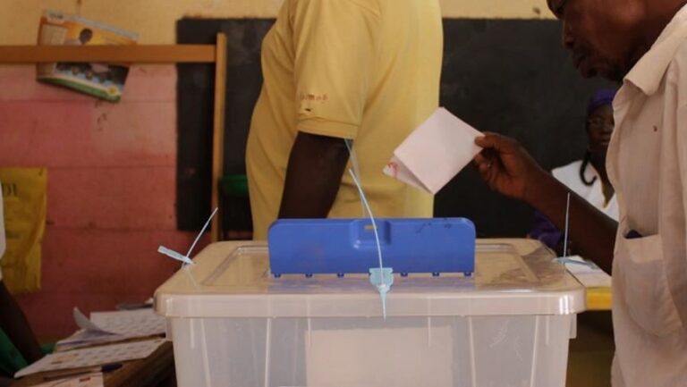 Togo/Élections législatives et régionales : Apprêtez les cartes d’électeurs pour le 13 avril prochain 