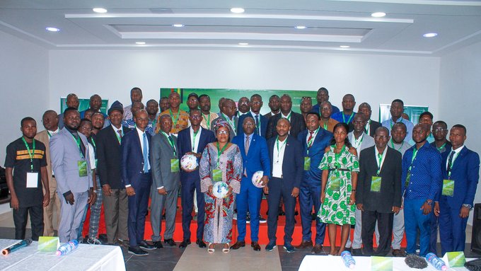 CAF/FTF: Les administrateurs des clubs de 1ère et 2ème division à l’école du CLOP