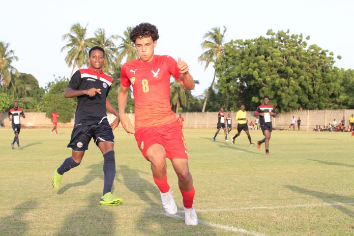 Togo/Préparatifs tournoi de l’UFOA B: Les Éperviers U17 et l’Académie Liberty font match nul en amical