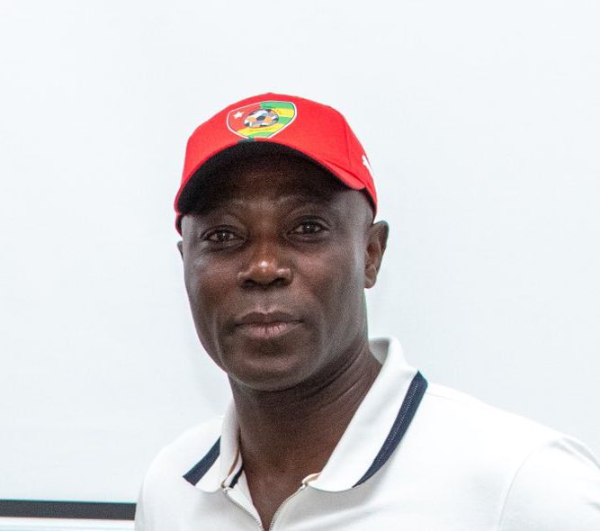 Togo: Les premiers mots de Nibombé Daré après sa signature du contrat