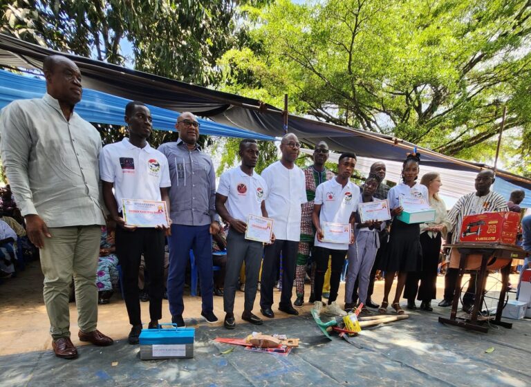 Togo/Insertion professionnelle : Des kits d’installation aux apprenants en fin de formation dans le Kloto