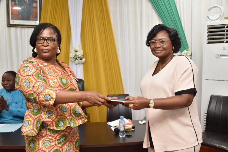 Togo: La nouvelle SG de la Commune d’Agoè-Nyivé 1 prend fonction