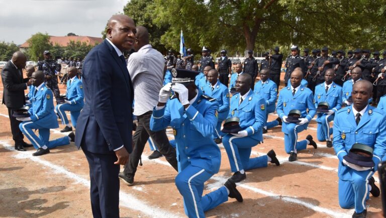 Togo : De nouveaux officiers de police !