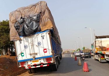 Togo/Nouvelle mesure pour garantir la sécurité routière : 2 véhicules hors gabarit immobilisés