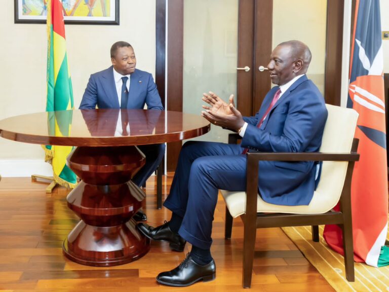 Coopération : Échanges entre les Présidents togolais et Kényan à Accra