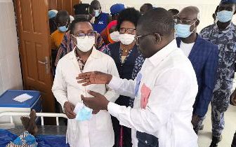 Lutte contre la Méningite au Togo : Le Prof Tchin Darré à Dankpen pour renforcer la riposte à l’épidémie