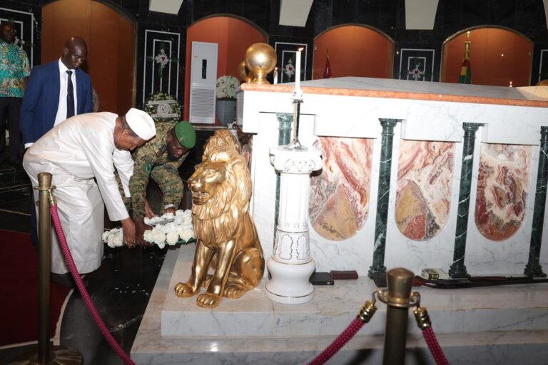 Togo: Des anciens Présidents rendent hommage au Père de la nation