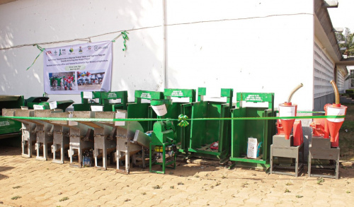 Togo : Les producteurs de riz et de manioc dotés d’équipements modernes