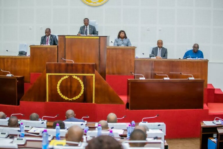 Session extraordinaire de l’Assemblée Nationale 2025 : Un engagement fort pour les priorités stratégiques du Togo