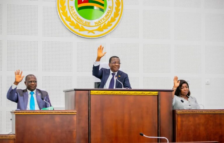 Togo: L’Assemblée nationale adopte la prorogation de l’état d’urgence sécuritaire pour 12 mois