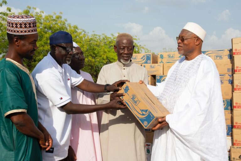 Togo/Savanes: Faure Gnassingbé fait don d’un important lot de vivres à la communauté musulmane
