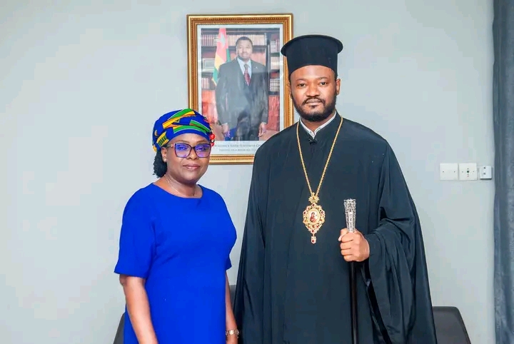 Le Ministre Zinsou-Klassou et l’Église orthodoxe grecque pensent aux populations vulnérables