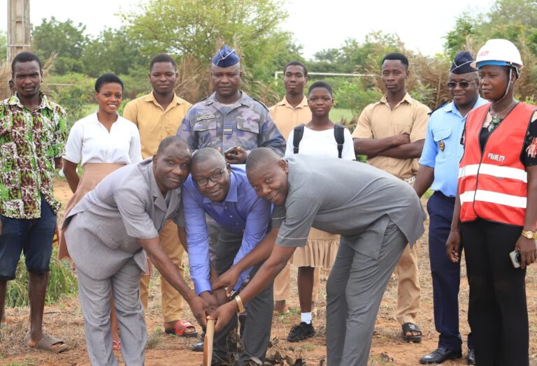 Togo: Trois établissements scolaires bientôt dotés de plateformes sportives modernes pour un coût global estimé à 83 millions FCFA 