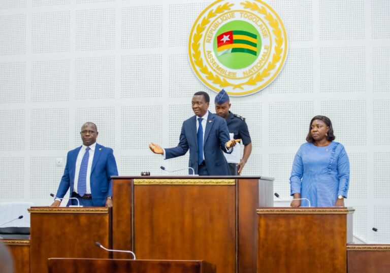 Togo : l’Assemblée nationale prévoit une action sur les corps retrouvés dans le 4e lac à Akodesséwa