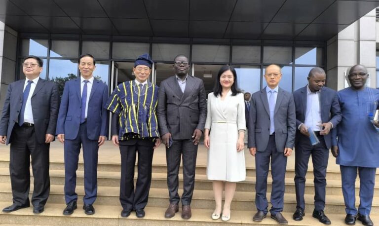 Coopération sino-togolaise : la santé au cœur d’une rencontre à Lomé 