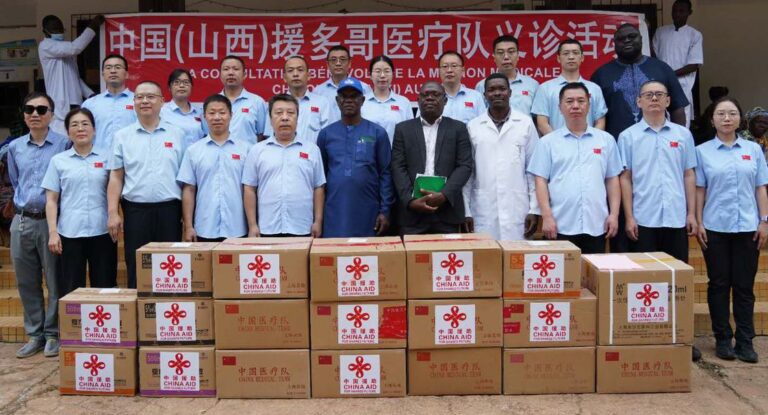 Consultation médicale solidaire au CMS Pya : la mission médicale chinoise au service des populations de Kara