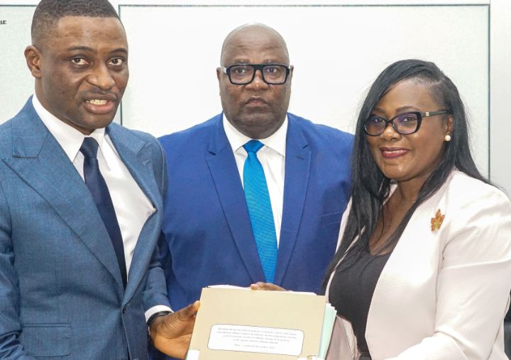 Passation de pouvoir entre Lidi Bessi Kama et Abdul-Fahd Fofana à la tête du ministère des sports