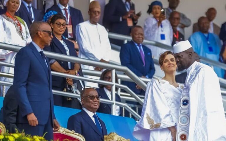 À Conakry, Prof Selom Klassou témoin de l&rsquo;entrée officielle de la Guinée dans la Ve République