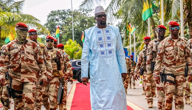 La CEDEAO adresse une correspondance à Mamadi Doumbouya